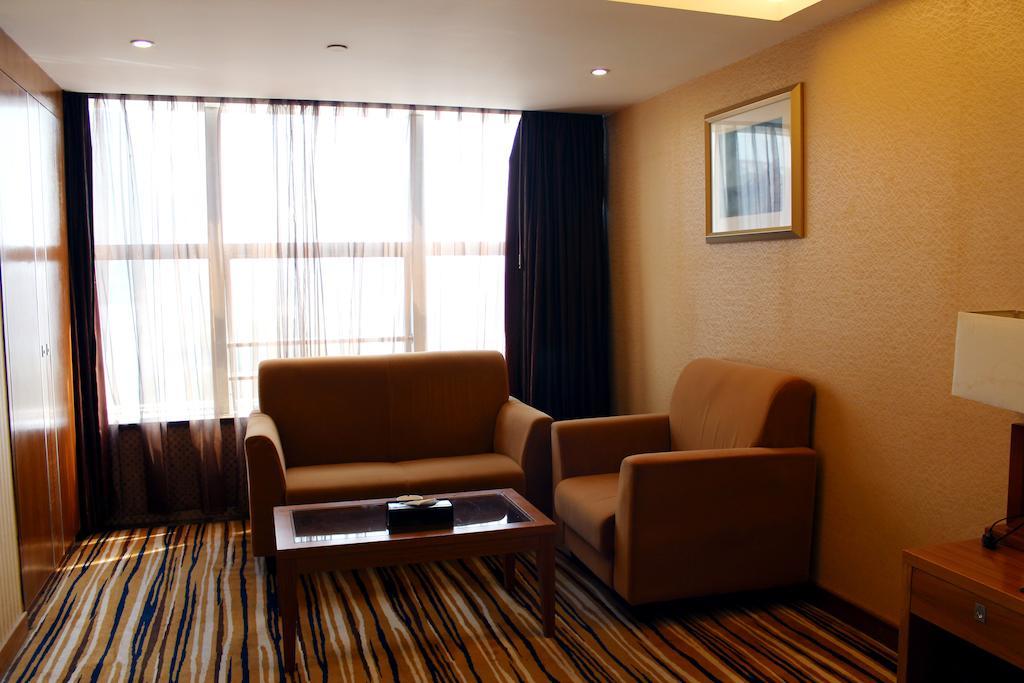 Shenzhen Luohu Railway Station Hotel - Commercial Building Ruang foto