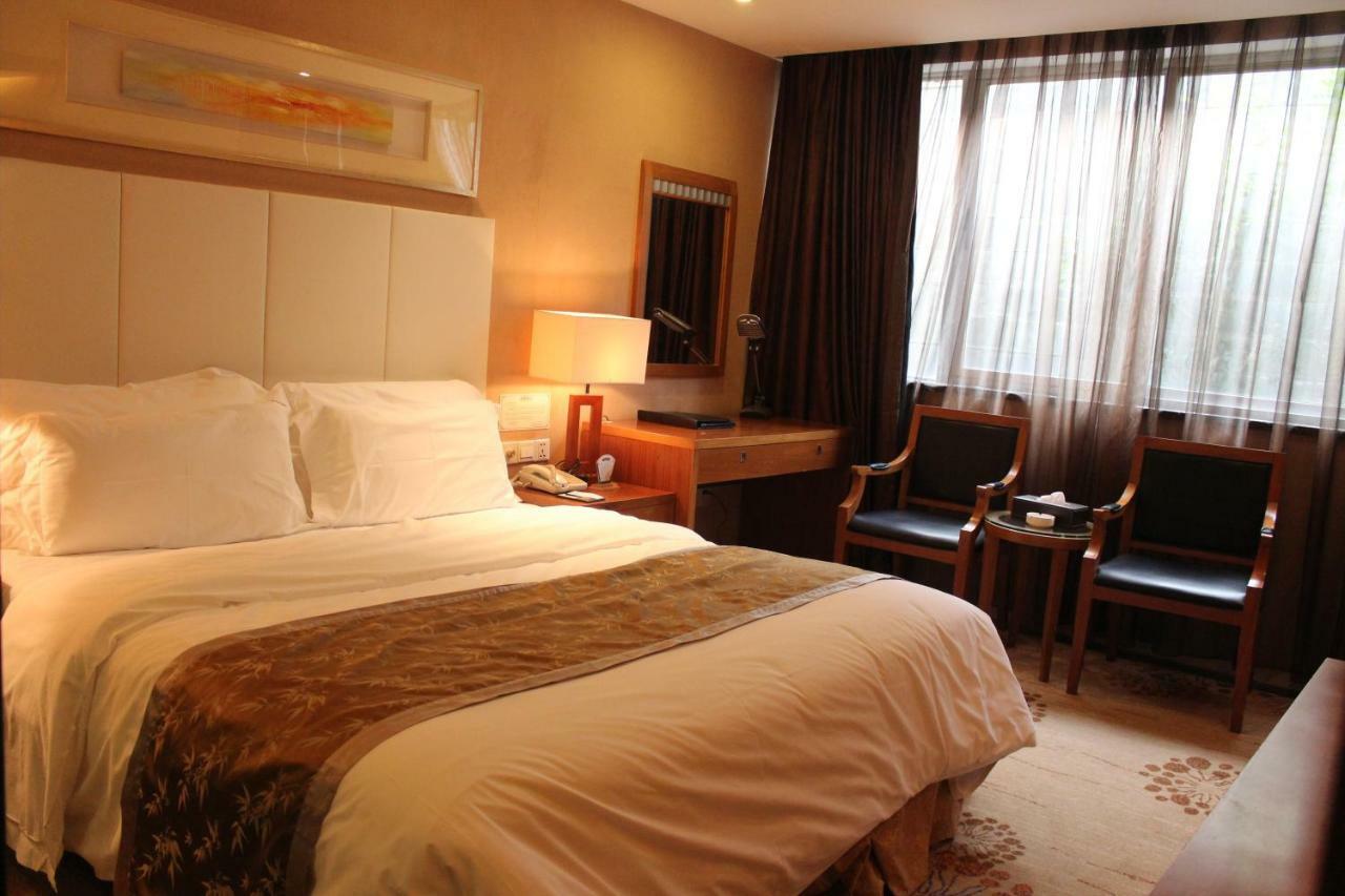Shenzhen Luohu Railway Station Hotel - Commercial Building Bagian luar foto